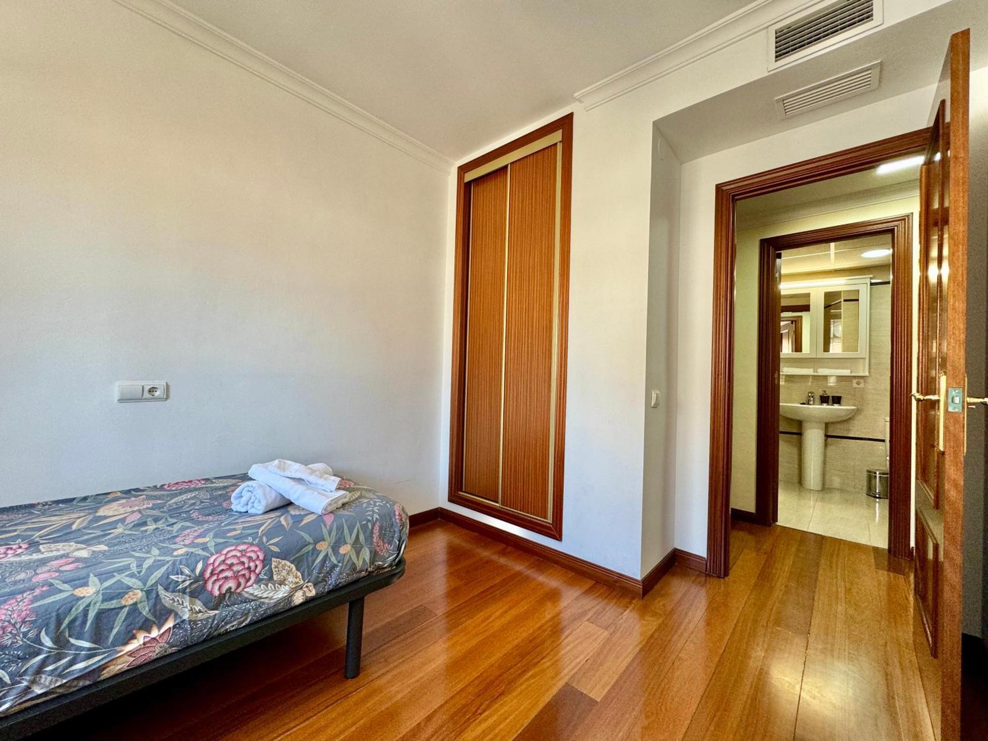 Ferienwohnung Lujoso Piso Centro Aparcamiento Privado, Terraza & Ac Málaga Exterior foto